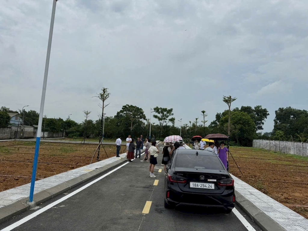 Bán đất phân lô la gián Sơn tây