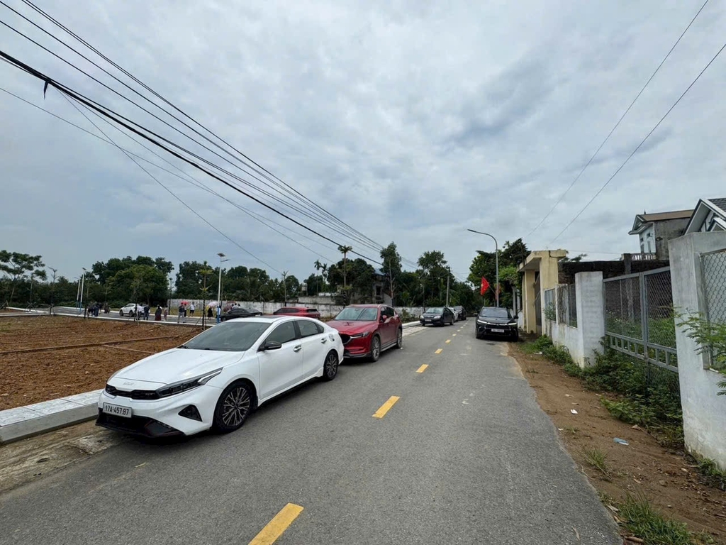 Bán đất phân lô la gián Sơn tây