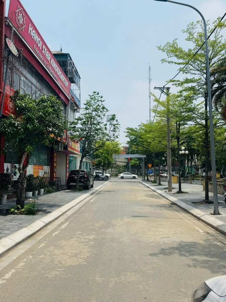 Bán Đất Trung Tâm Thị Trấn Phùng