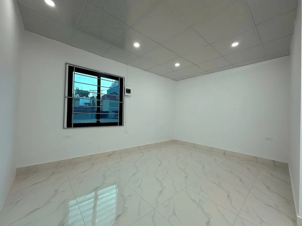 Bán Nhà Lô Góc Vũ Tông Phan, Thanh Xuân - Nhà Đẹp, Gần Ô Tô