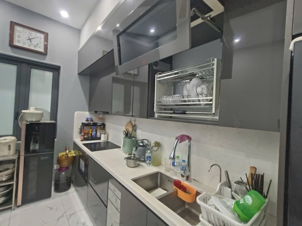 BIỆT THỰ PHÂN LÔ MẶT NGÕ LÊ QUANG ĐẠO - 50M² - 5 TẦNG MỚI 90% - FULL ĐỒ NHẬP KHẨU - 21.5 TỶ
