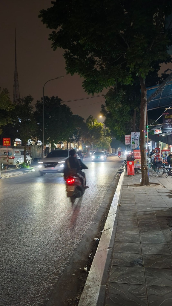 NHÀ 2 TẦNG ĐẸP SA ĐÔI - 63M² - Ô TÔ ĐỖ CỬA - CÁCH SÂN VẬN ĐỘNG MỸ ĐÌNH 5 PHÚT - 3.3 TỶ