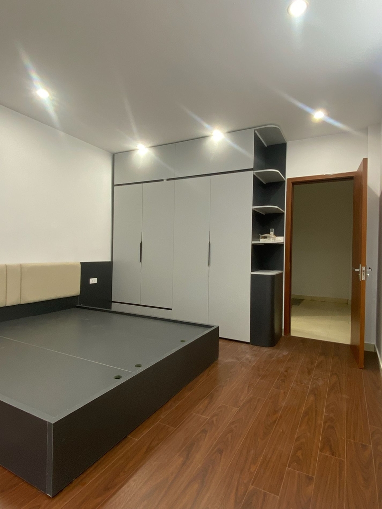 NHÀ PHỐ 5 TẦNG MỸ ĐÌNH 30M² - NGÕ THÔNG, GẦN Ô TÔ - FULL NỘI THẤT - Ở LUÔN ĐÓN TẾT - 7.85 TỶ