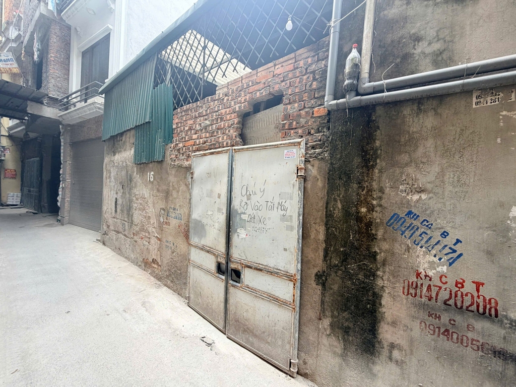 ĐẤT NỀN 37M² NGÕ 212 PHÚ MỸ - NGÕ THÔNG BA GÁC - "BÁN ĐẤT TẶNG NHÀ" - SỔ ĐỎ ĐẸP - 9.25 TỶ