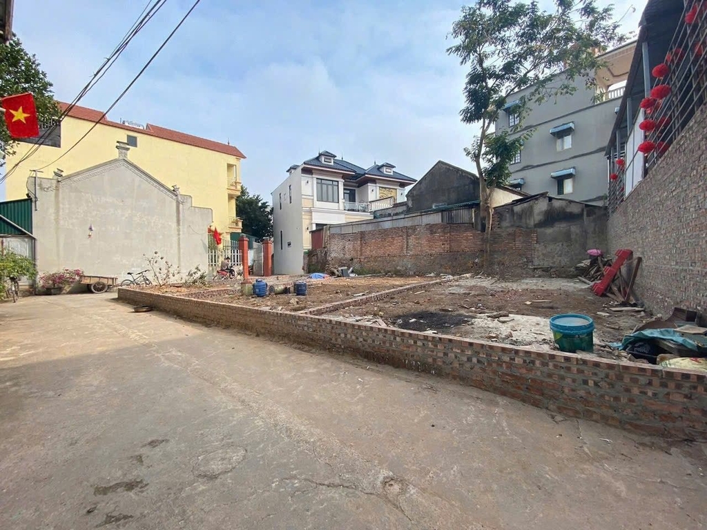 ĐẤT THỔ CƯ TRUNG TÂM THỊ TRẤN CHÚC SƠN - 57.7M² FULL THỔ CƯ - MẶT TIỀN 4.74M - GIÁ 4.6 TỶ