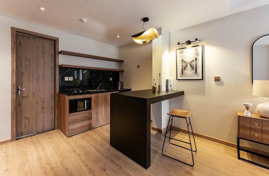 BÁN NHÀ MẶT PHỐ LÊ VĂN LINH HOÀN KIẾM