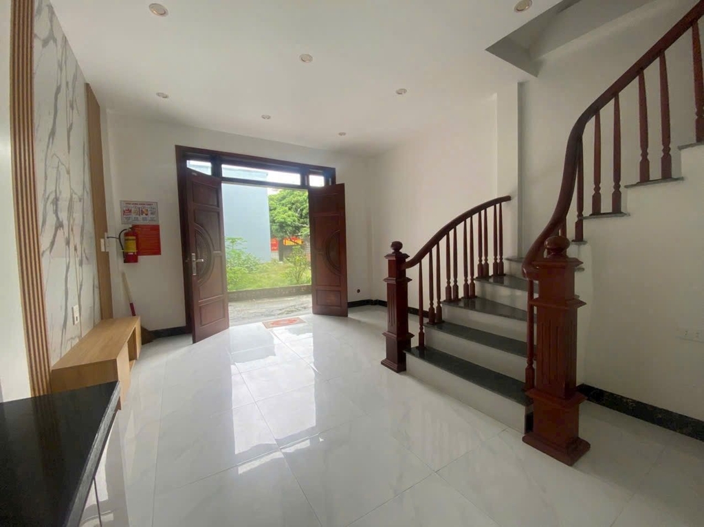 NHÀ PHỐ MỚI 3 TẦNG - CỔNG LÀNG PHƯỢNG ĐỒNG, P.CHƯƠNG MỸ - 30M² - Ô TÔ ĐỖ CỔNG - 3.6 TỶ