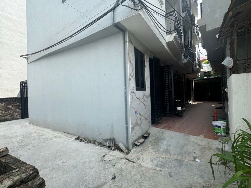 BÁN NHÀ LÔ GÓC MIÊU NHA XUÂN PHƯƠNG - MỚI KÍNH COONG - SÁT VINCOM - 6.6 TỶ