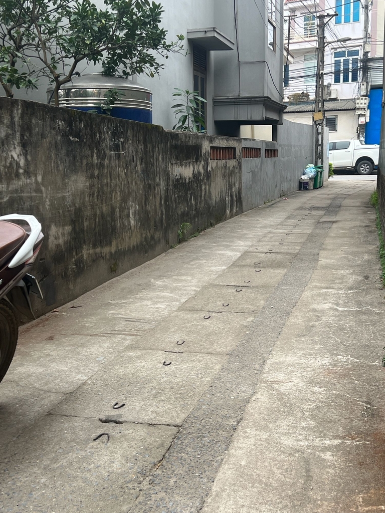 BÁN NHÀ LÔ GÓC -NGÕ NÔNG RỘNG- 20M RA MẶT PHỐ- SU CÓC ĐỖ CỬA