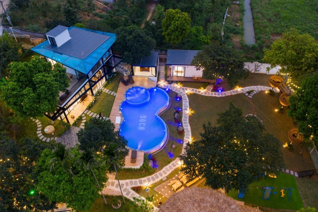 BÁN VILLA NGHỈ DƯỠNG KINH DOANH 2120M² - THÔN BƠM, VÂN HÒA, BA VÌ - 7 PHÒNG NGỦ - DOANH THU 1.4 TỶ/NĂM - 24.5 TỶ