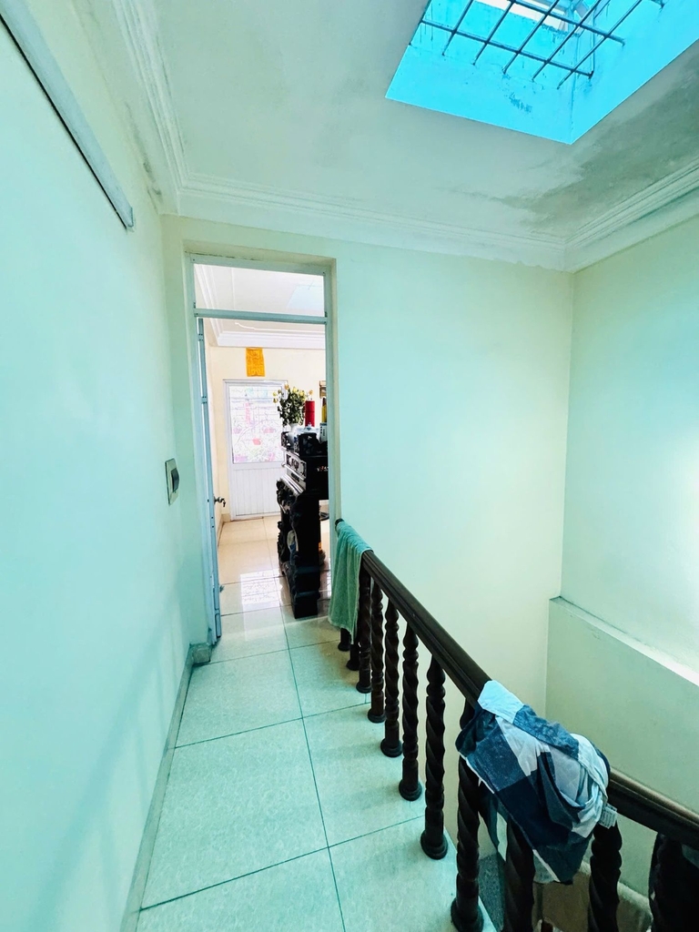 BÁN NHÀ 5 TẦNG - NGÕ THÔNG 20M RA Ô TÔ - KẾ BÊN KEANGNAM - MỄ TRÌ - 33M2 - 8.5 TỶ