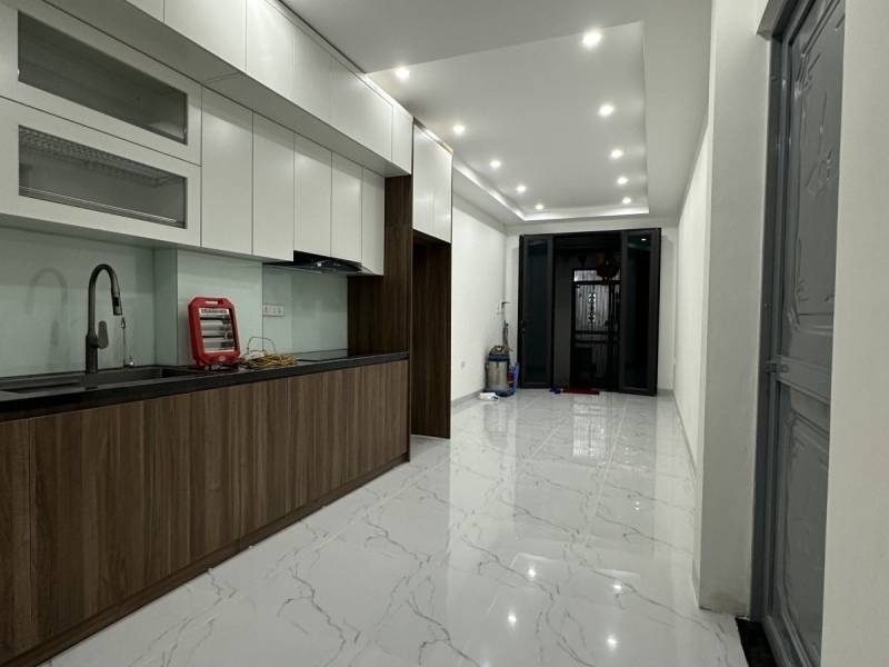 Nhà 5 Tầng Mới Đẹp 35m² Hà Trì, Hà Đông – Ngõ Sạch Đẹp – Gần Chợ & Trường Học