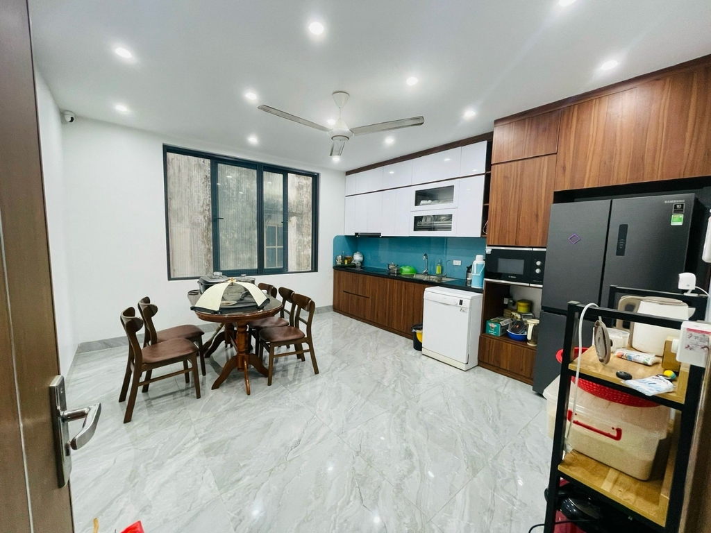 BÁN NHÀ ĐẲNG CẤP - KĐT VINADIC PHÚ DIỄN - VỈA HÈ Ô TÔ TRÁNH - 2 THOÁNG TRƯỚC SAU RỘNG RÃI - Ở KẾT HỢP VP CÔNG TY - TIỀM NĂNG TƯƠNG LAI