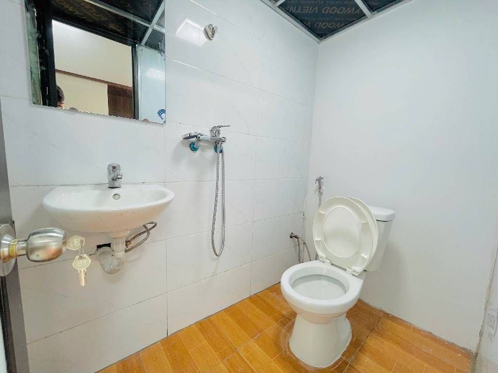 BÁN NHÀ 7 TẦNG CHO THUÊ TRỌ TRẦN CUNG - DOANH THU 30TR+/THÁNG - 18.8 TỶ