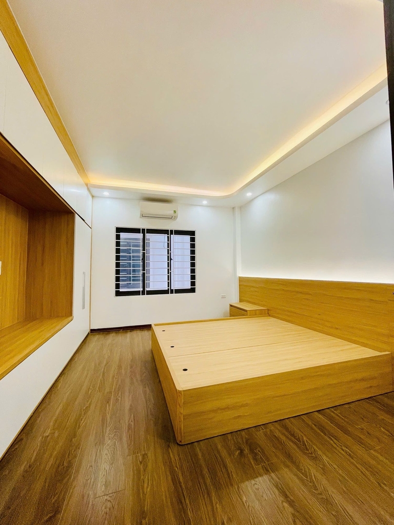 BÁN NHÀ MỚI FULL NỘI THẤT – CÁCH Ô TÔ 15M – GIÁP VÀNH ĐAI 3.5