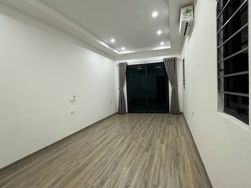 Nhà 5 Tầng Mới Đẹp 35m² Hà Trì, Hà Đông – Ngõ Sạch Đẹp – Gần Chợ & Trường Học