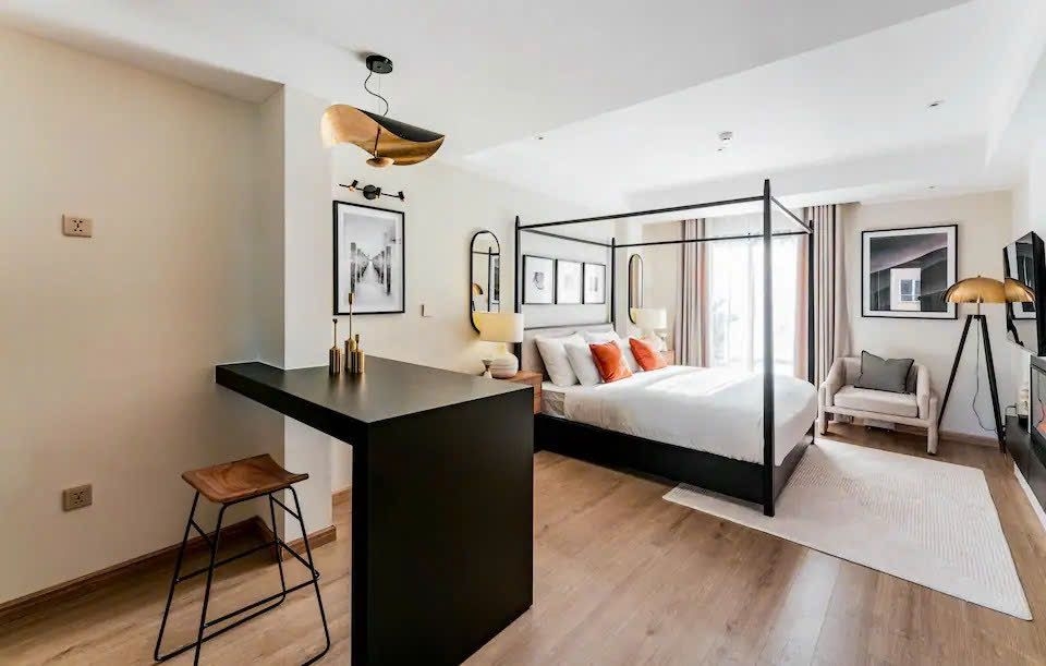 BÁN NHÀ MẶT PHỐ LÊ VĂN LINH HOÀN KIẾM