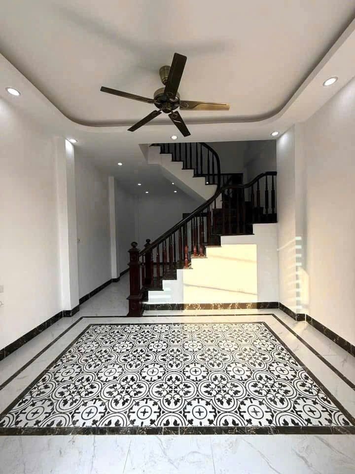 NHÀ PHỐ MẶT ĐƯỜNG 4 TẦNG MỚI - LONG CHÂU, PHỤNG CHÂU - 34M² - 4 PHÒNG NGỦ - Ở NGAY/CHO THUÊ - 3.3 TỶ