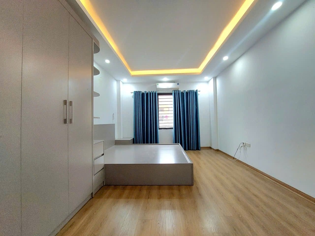 BÁN NHÀ ĐẸP Ở NGAY ĐÓN TẾT - THOÁNG SÁNG - GẦN ĐƯỜNG Ô TÔ - QUI HOẠCH GẦN CÔNG VIÊN - TIỀM NĂNG TĂNG GIÁ MẠNH