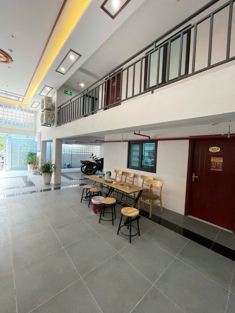 TOÀ NHÀ CHO THUÊ SINH LỜI CAO TẠI TÂN XÃ, THẠCH THẤT - 299M² - 8 TẦNG FULL PHÒNG - DÒNG TIỀN ỔN ĐỊNH 170-180TR/THÁNG - 31 TỶ