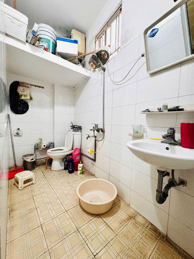 BÁN NHÀ 5 TẦNG - NGÕ THÔNG 20M RA Ô TÔ - KẾ BÊN KEANGNAM - MỄ TRÌ - 33M2 - 8.5 TỶ