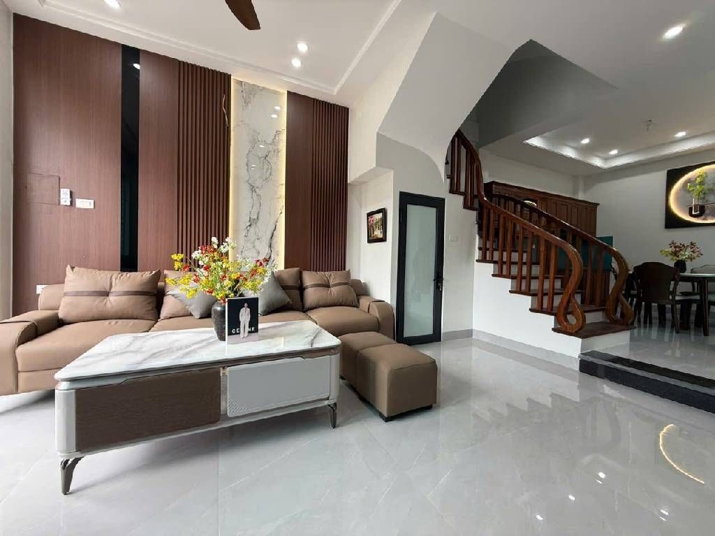 BÁN NHÀ LIÊN MẠC - BẮC TỪ LIÊM - LÔ GÓC - Ô TÔ TRÁNH - KINH DOANH ĐỈNH - NHÀ MỚI 5 TẦNG