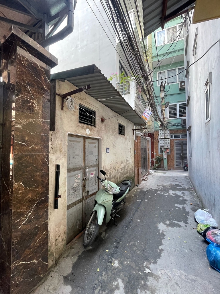 BÁN ĐẤT TẶNG NHÀ - HAI MẶT NGÕ TRƯỚC SAU – TÁCH THỬA NGON LÀNH - XÂY NHÀ TRỌ KINH DOANH CHO THUÊ