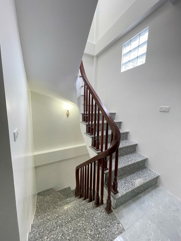 NHÀ PHỐ MỚI 3 TẦNG - NGÃ TƯ CHỢ PHƯỢNG NGHĨA - Ô TÔ ĐỖ CÁCH PHỐ 10M - 33M² - 3.6 TỶ