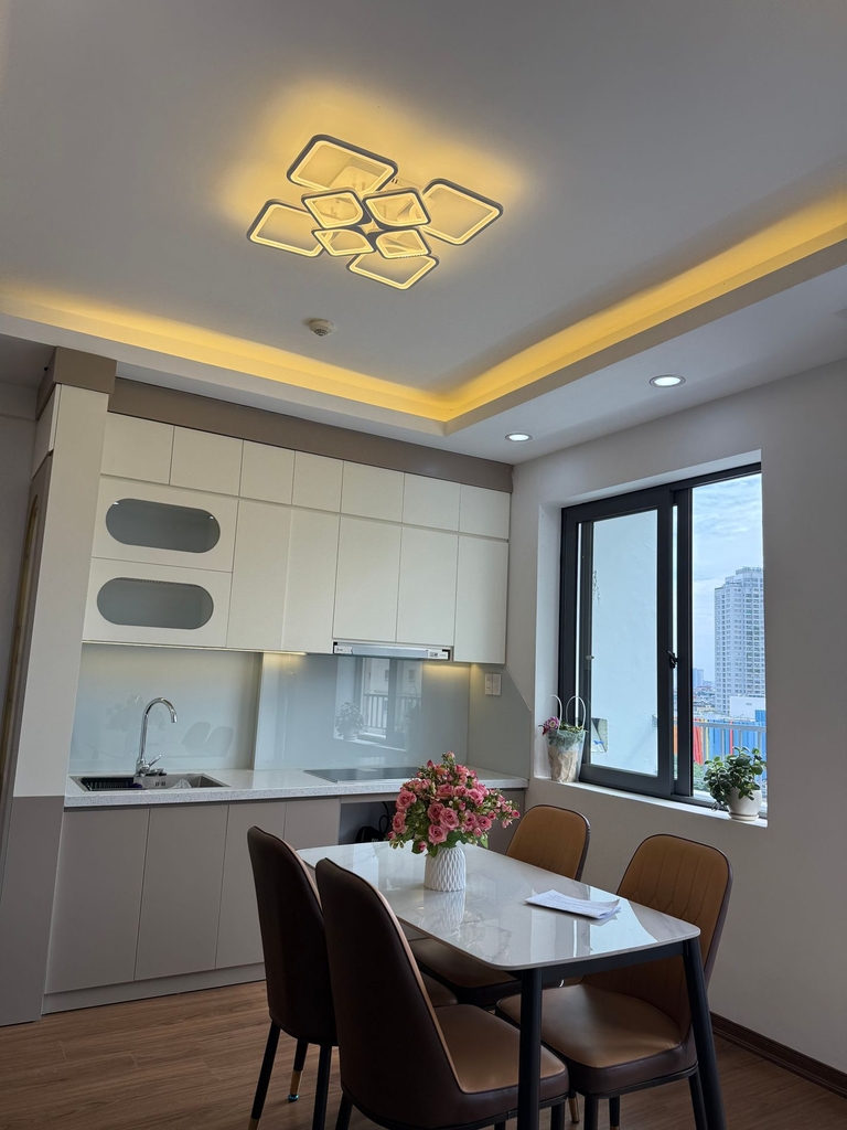 CĂN HỘ 2PN - TÒA B10C NAM TRUNG YÊN - PHƯỜNG TRUNG HÒA, CẦU GIẤY - LÔ GÓC 3 MẶT THOÁNG - VIEW VINHOMES - 6.88 TỶ