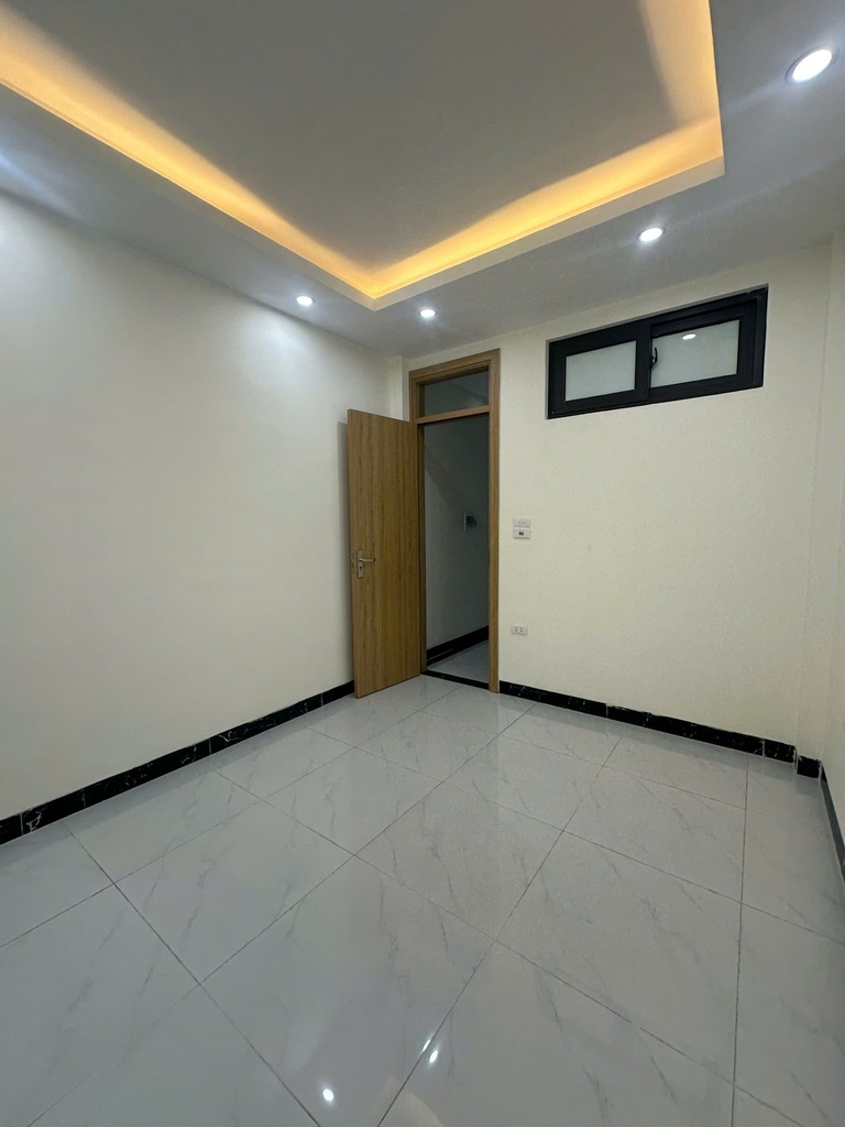 NHÀ PHỐ MỚI XÂY 4 TẦNG 40M² - LONG CHÂU, PHỤNG CHÂU, CHƯƠNG MỸ - THIẾT KẾ HIỆN ĐẠI, ĐƯỜNG Ô TÔ TRÁNH - GIÁ 3.72 TỶ