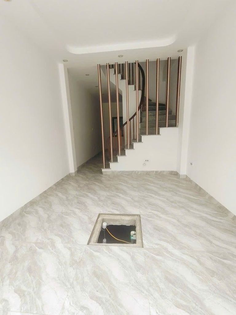 NHÀ PHỐ MỚI 3 TẦNG - NGÃ TƯ CHỢ PHƯỢNG NGHĨA - Ô TÔ ĐỖ CÁCH PHỐ 10M - 3.5 TỶ