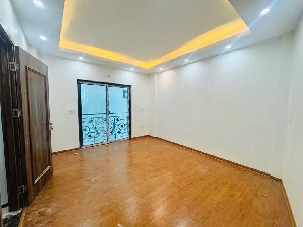 BÁN NHÀ MỚI TINH – Ở NGAY – LÔ GÓC THOÁNG – THANG MÁY HIỆN ĐẠI – Ô TÔ ĐỖ CỬA VÀO NHÀ