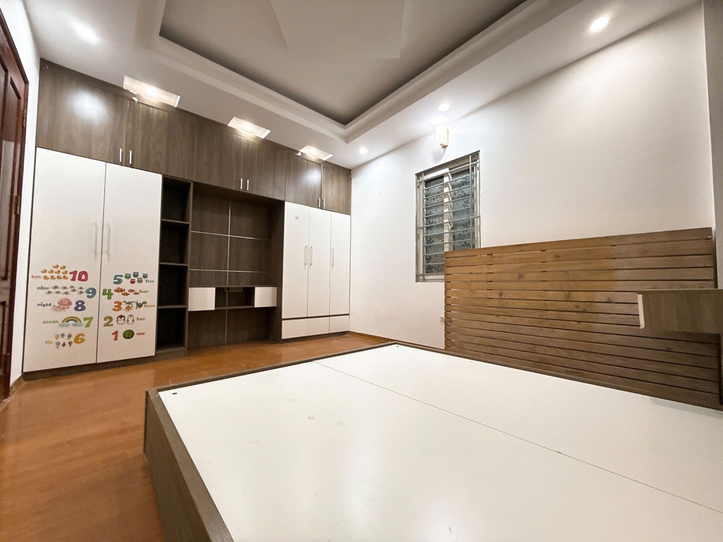 NHÀ 4 TẦNG ĐẸP MIẾU ĐẦM - 30M² - NGÕ NÔNG GẦN PHỐ - NỘI THẤT SANG XỊN - 7.45 TỶ