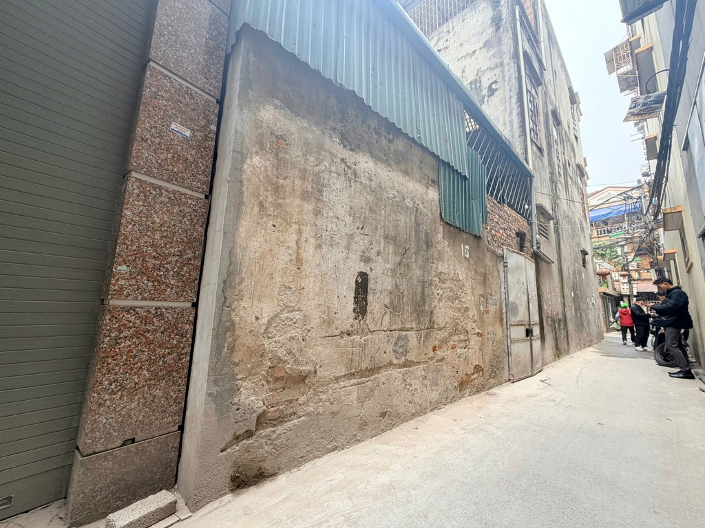 ĐẤT NỀN 37M² NGÕ 212 PHÚ MỸ - NGÕ THÔNG BA GÁC - "BÁN ĐẤT TẶNG NHÀ" - SỔ ĐỎ ĐẸP - 9.25 TỶ