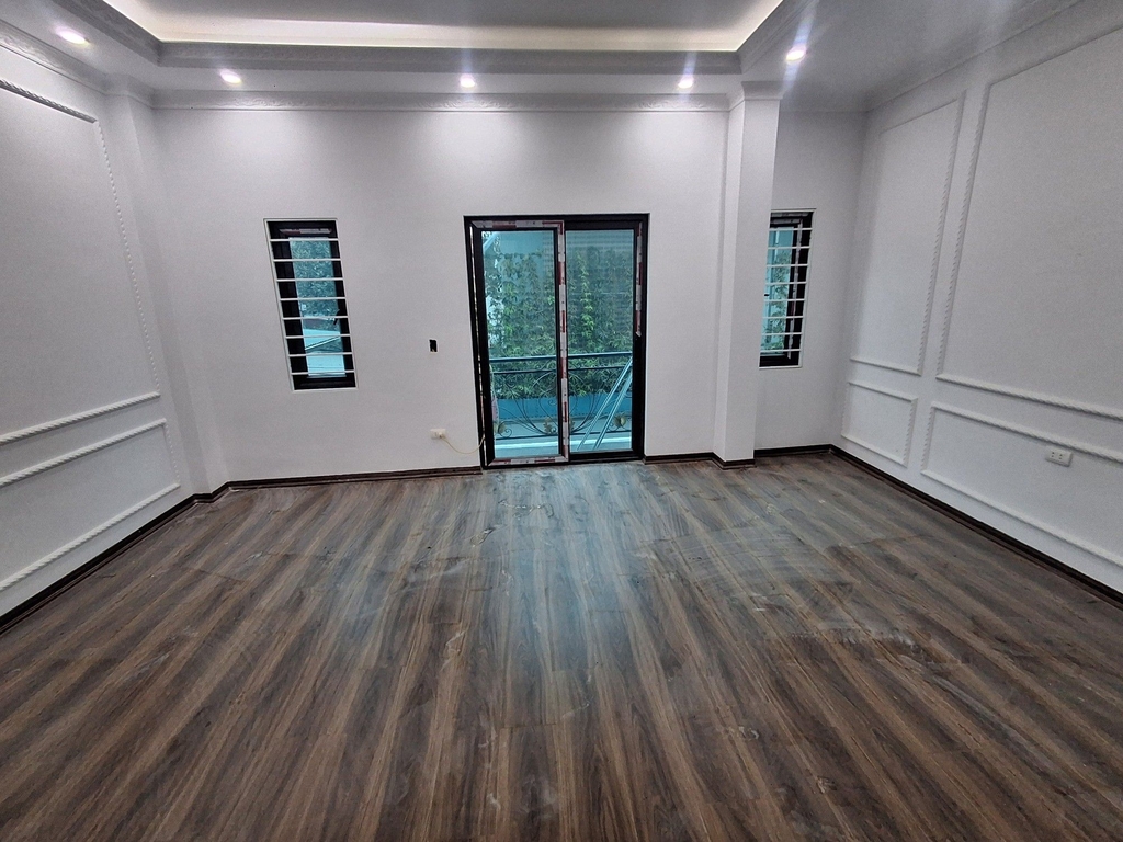 NHÀ 5 TẦNG ĐẠI MỖ - 35/63M² "NỞ HẬU" - Ô TÔ VÀO NHÀ, SÂN RỘNG "MÊNH MÔNG" - 7.95 TỶ