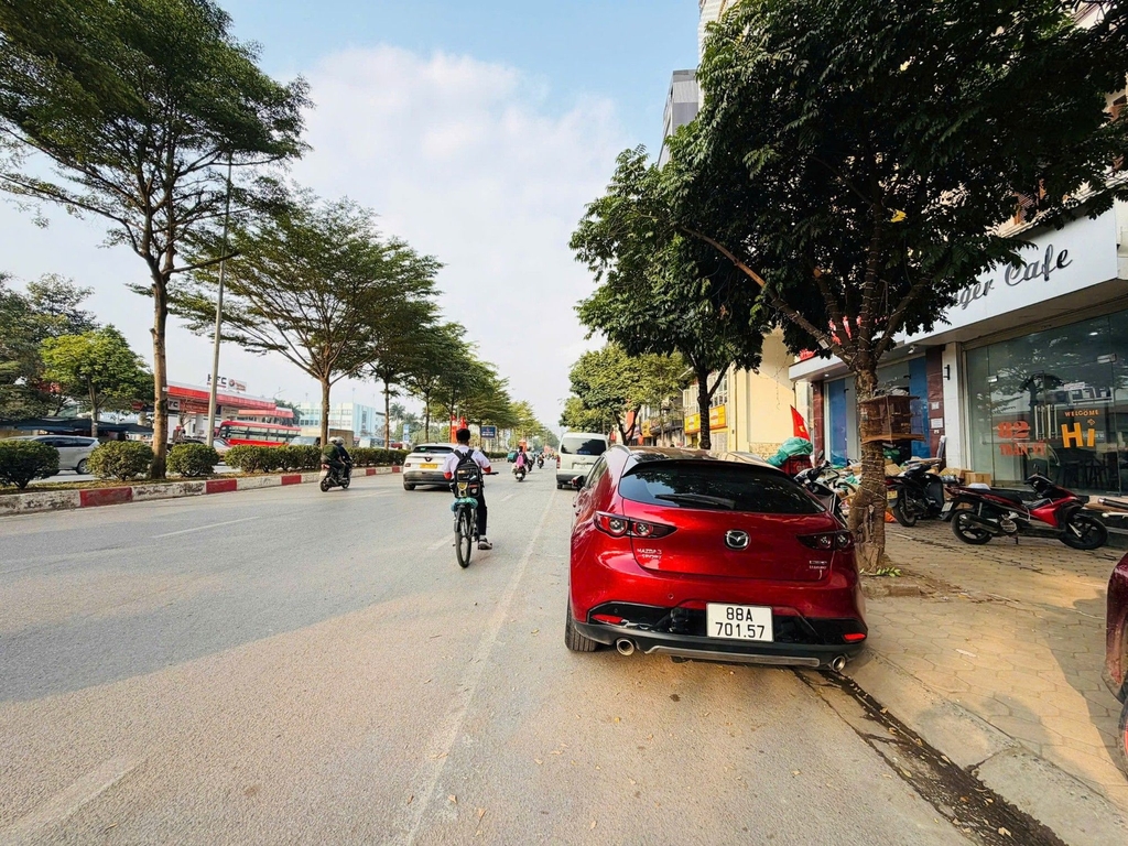 BÁN NHÀ 6 TẦNG THANG SIÊU PHẨM MẶT PHỐ TRẦN VỸ