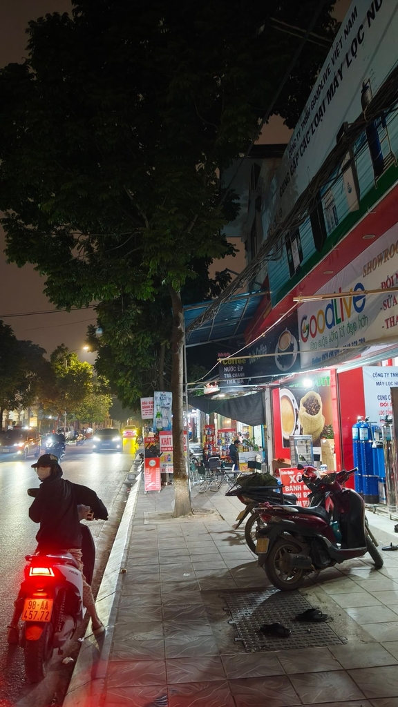 NHÀ 2 TẦNG ĐẸP SA ĐÔI - 63M² - Ô TÔ ĐỖ CỬA - CÁCH SÂN VẬN ĐỘNG MỸ ĐÌNH 5 PHÚT - 3.3 TỶ