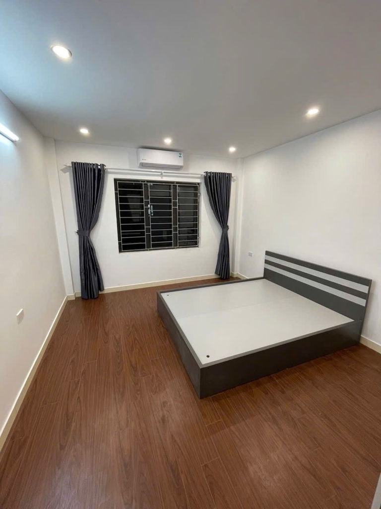 NHÀ PHỐ 5 TẦNG MỸ ĐÌNH 30M² - NGÕ THÔNG, GẦN Ô TÔ - FULL NỘI THẤT - Ở LUÔN ĐÓN TẾT - 7.85 TỶ