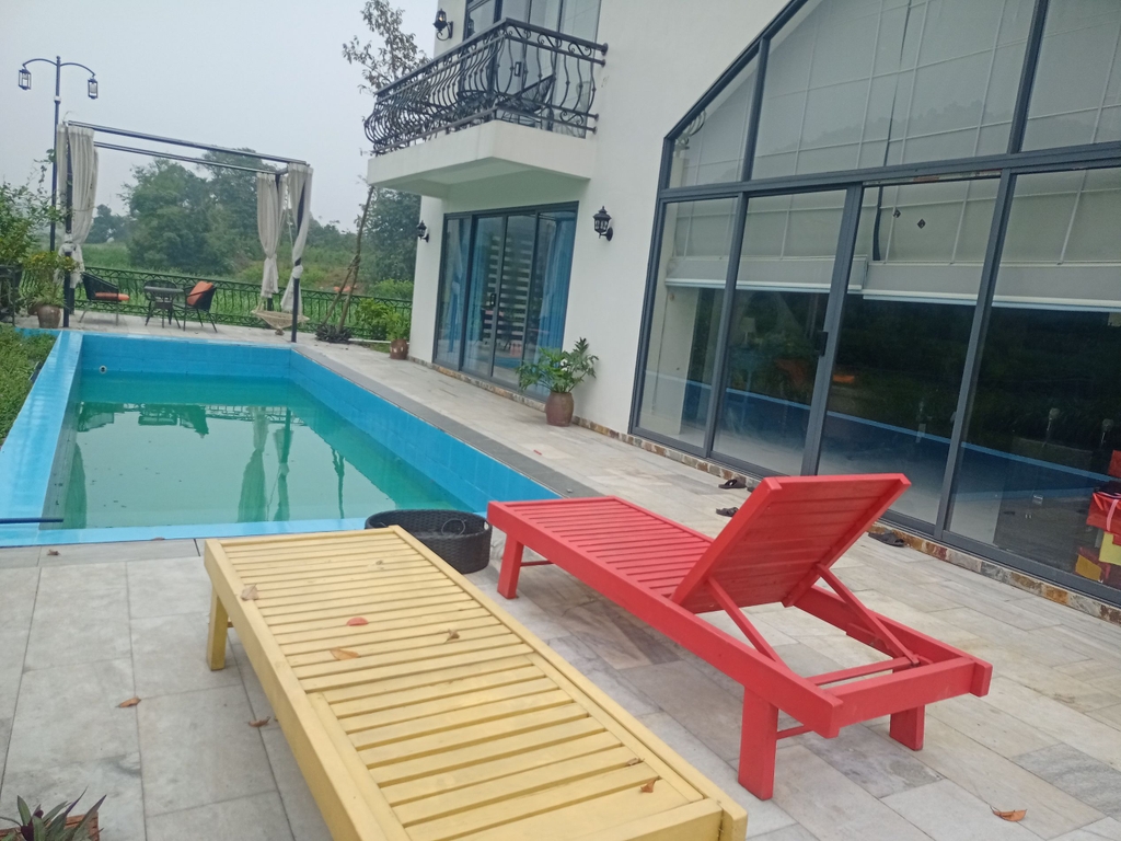 BÁN HOMESTAY KINH DOANH 1500M² - THÔN NGHE, VÂN HÒA, BA VÌ - 5 PHÒNG, BỂ BƠI - DOANH THU 1.1 TỶ/NĂM - 6.5 TỶ