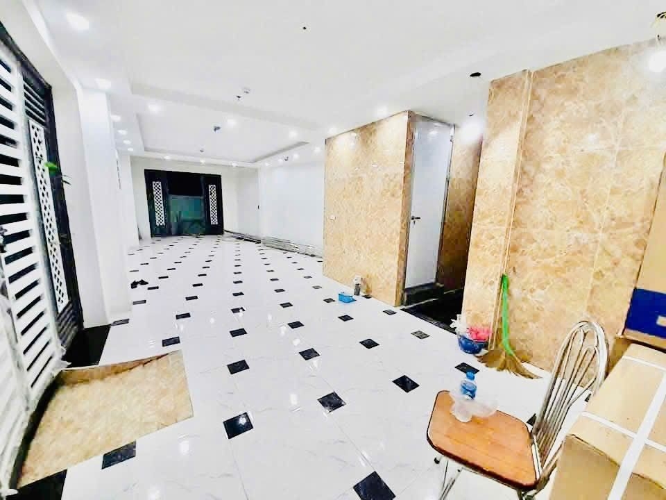 CHDV 8 TẦNG LÔ GÓC MỸ ĐÌNH - 61/68M² - 3 THOÁNG, 2 MẶT TIỀN - 18 PHÒNG FULL ĐỒ - DÒNG TIỀN 110TR/TH - 21.5 TỶ