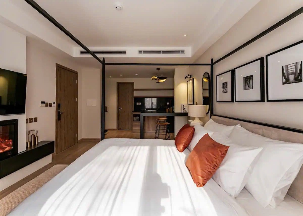 BÁN NHÀ MẶT PHỐ LÊ VĂN LINH HOÀN KIẾM