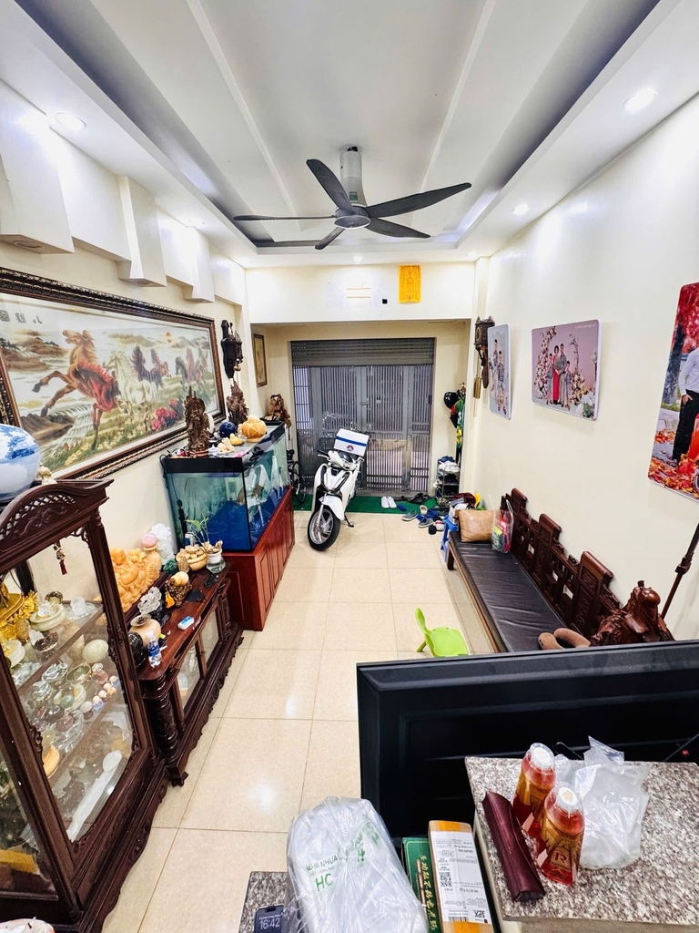 BÁN NHÀ 5 TẦNG - NGÕ THÔNG 20M RA Ô TÔ - KẾ BÊN KEANGNAM - MỄ TRÌ - 33M2 - 8.5 TỶ