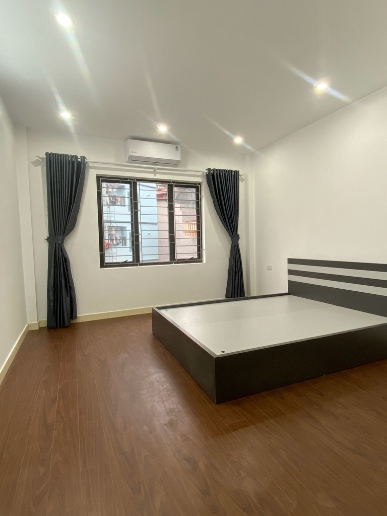 NHÀ PHỐ 5 TẦNG MỸ ĐÌNH 30M² - NGÕ THÔNG, GẦN Ô TÔ - FULL NỘI THẤT - Ở LUÔN ĐÓN TẾT - 7.85 TỶ