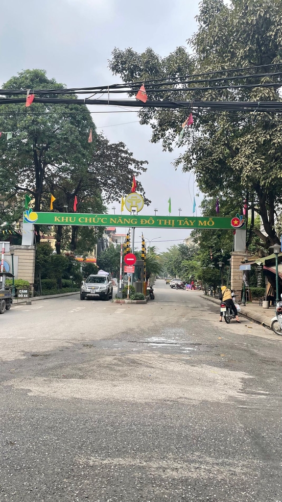 NHÀ PHÂN LÔ MỚI 4 TẦNG HỮU HƯNG - 94M² - VỈA HÈ RỘNG, Ô TÔ TRÁNH - CẠNH VINHOMES SMART CITY & AEON MALL - 18.8 TỶ