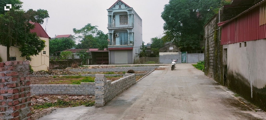 ĐẤT MẶT TIỀN 75M² - VĂN PHÚ, LA THÀNH, CHƯƠNG MỸ - SÁT CHỢ, GẦN ĐƯỜNG HỒ CHÍ MINH - SỔ ĐỎ ĐẸP - 2.35 TỶ