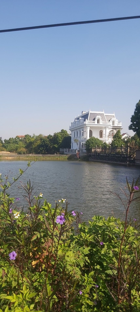 ĐẤT MẶT ĐƯỜNG HAI MẶT 117M² - AO LÀNG, THÔN ĐÔNG CỰU - Ô TÔ TRÁNH NHAU - VIEW HỒ SINH THÁI - 4.1 TỶ