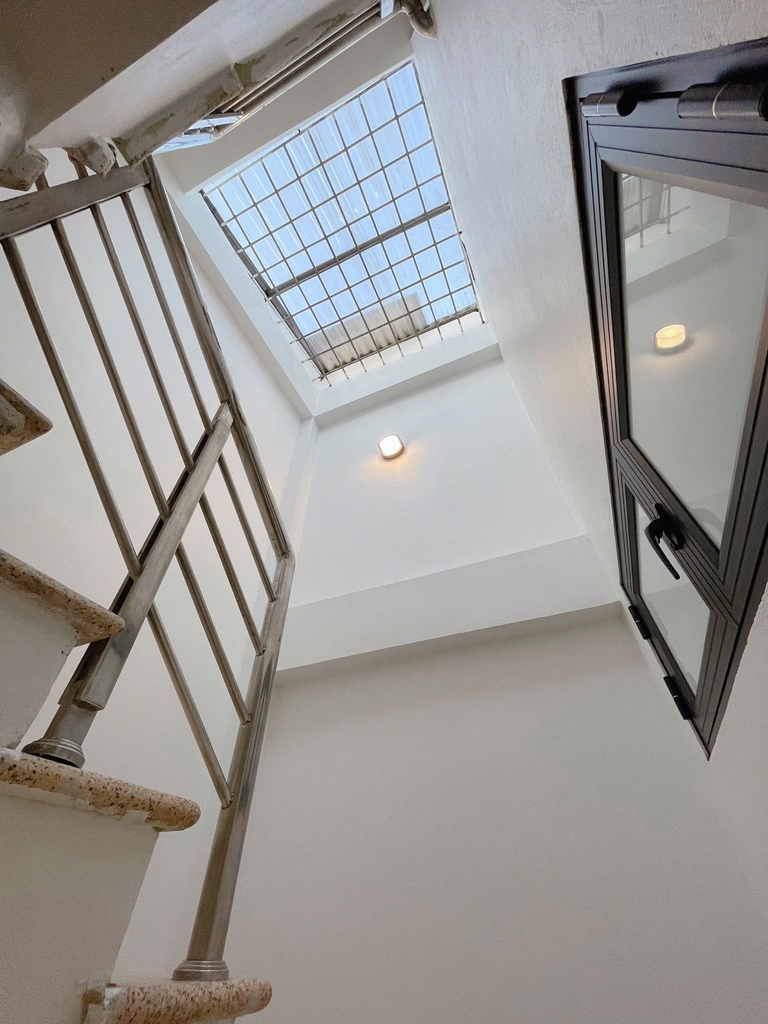 BÁN  NHÀ ĐẸP TÂY MỖ  FULL NỘI THẤT - RẤT GẦN OTO- NGÕ NÔNG THOÁNG- HÀNG XÓM VIN