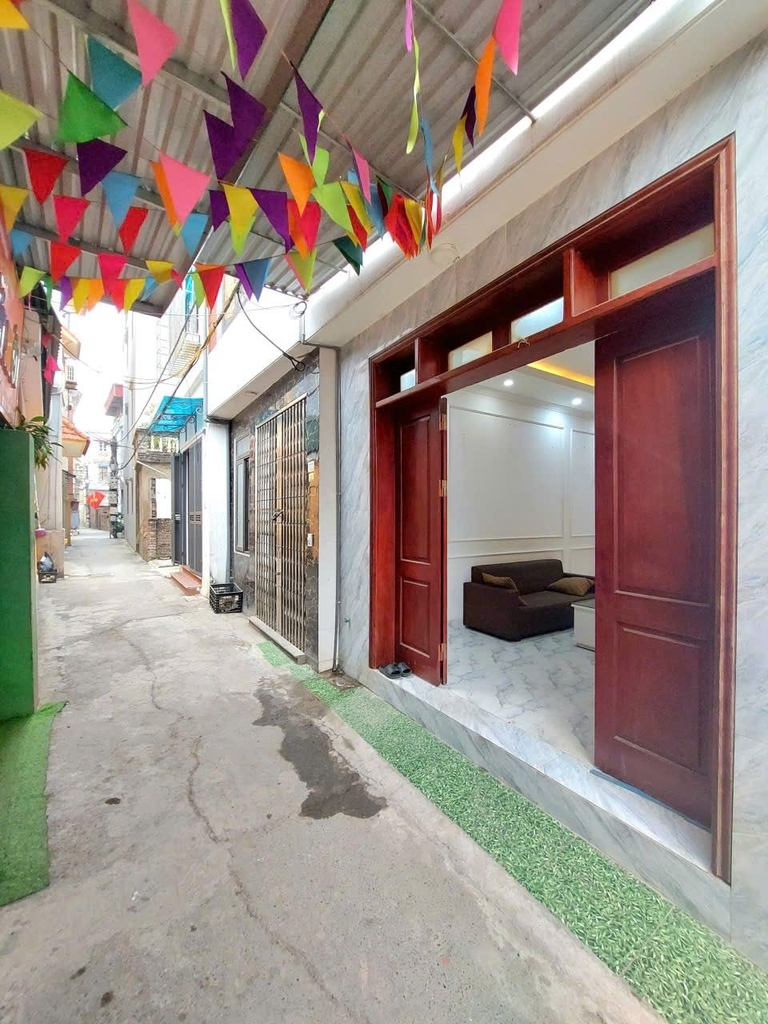 BÁN NHÀ ĐẸP Ở NGAY ĐÓN TẾT - THOÁNG SÁNG - GẦN ĐƯỜNG Ô TÔ - QUI HOẠCH GẦN CÔNG VIÊN - TIỀM NĂNG TĂNG GIÁ MẠNH