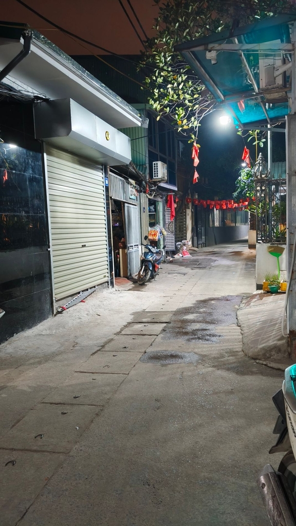 NHÀ 2 TẦNG ĐẸP SA ĐÔI - 63M² - Ô TÔ ĐỖ CỬA - CÁCH SÂN VẬN ĐỘNG MỸ ĐÌNH 5 PHÚT - 3.3 TỶ