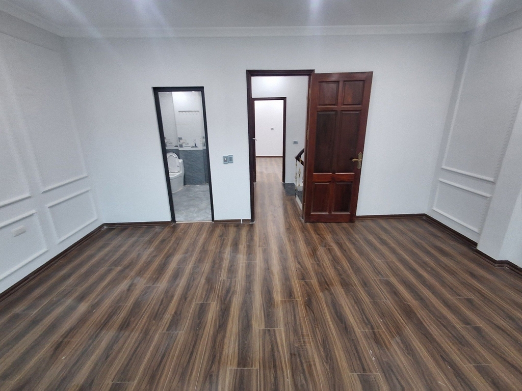 NHÀ 5 TẦNG ĐẠI MỖ - 35/63M² "NỞ HẬU" - Ô TÔ VÀO NHÀ, SÂN RỘNG "MÊNH MÔNG" - 7.95 TỶ